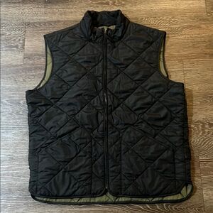 Women’s  Black Quilted Vest